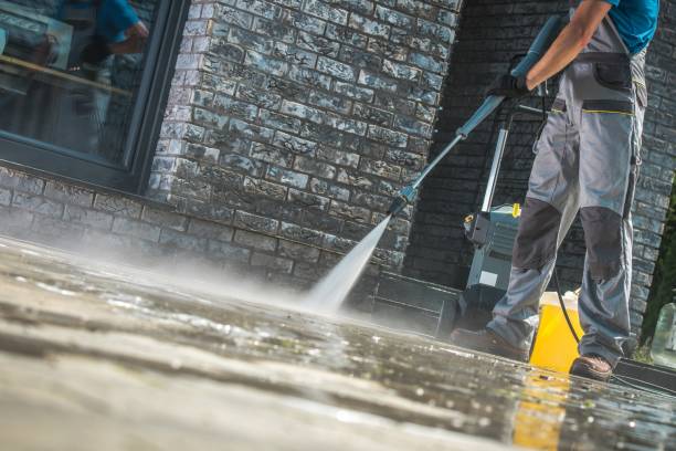 Best Pool Deck Cleaning  in Cowarts, AL
